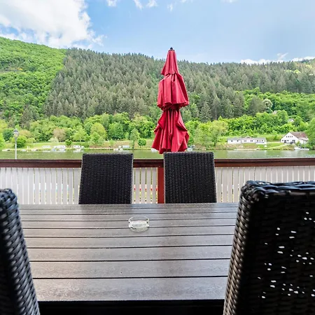 度假居 Moseljuwel Mit Sauna Und Pool 特拉本特拉巴赫