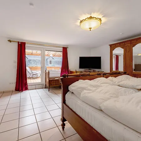 度假居 Moseljuwel Mit Sauna Und Pool