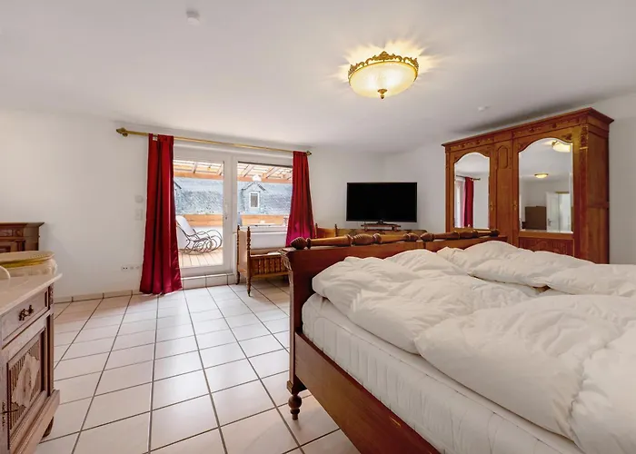 Casa de Férias Moseljuwel Mit Sauna Und Pool